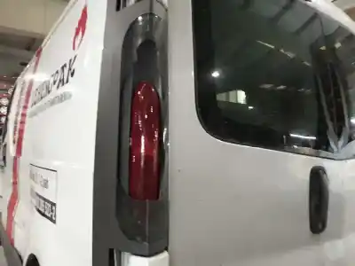 Veículo de Sucata renault trafic combi (ab 4.01) 1.9 diesel do ano 2004 alimentado f9q762