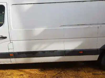 Scrapping Vehicle renault master kasten 2.3 dci diesel cat of the year 2011 powered m9t686