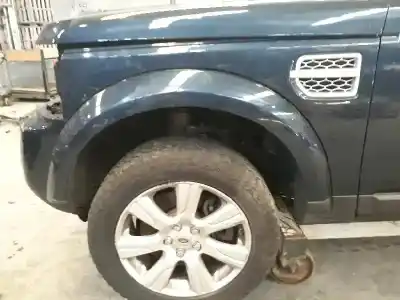 Véhicule à la ferraille land rover discovery 4 tdv6 hse de l'année 2013 alimenté 306dt