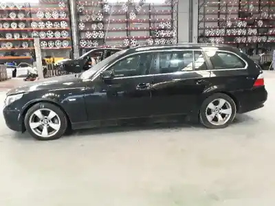 Sloopvoertuig bmw 5 touring (e61) 535 d van het jaar 2005 aangedreven 306d4