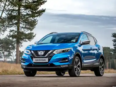 Здавання транспортного засобу NISSAN QASHQAI (J11) 1.6 CAT 163 CV / 120 KW року 2017 потужний MR16DDT