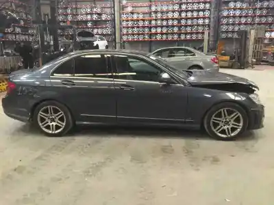 Veículo de Sucata mercedes-benz clase c (w204) berlina 2.2 cdi cat do ano 2008 alimentado 646811