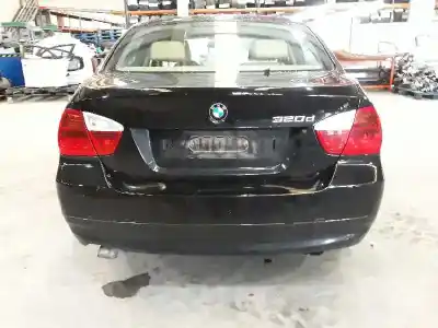 Veículo de Sucata bmw 3 (e90) 320 d do ano 2005 alimentado 204d4