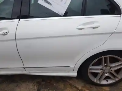 Здавання транспортного засобу mercedes-benz clase c (w205) lim. 2.1 cdi cat 170 cv / 125 kw року 2013 потужний 651911
