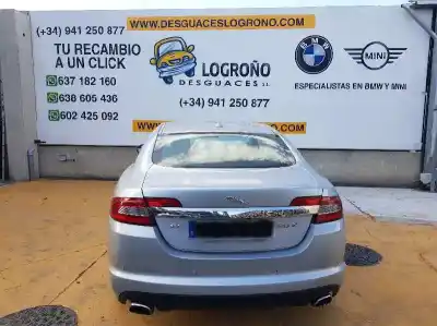Scrapping Vehicle jaguar xf 3.0 v6 d of the year 2010 powered ajv6d