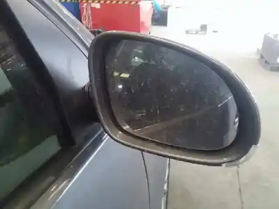 Veículo de Sucata volkswagen golf v berlina (1k1) 1.9 tdi do ano 2006 alimentado bxe