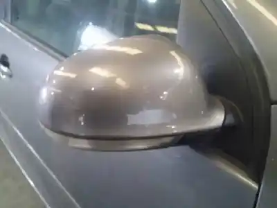 Veículo de Sucata volkswagen golf v berlina (1k1) 1.9 tdi do ano 2006 alimentado bxe