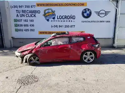 Veículo de Sucata volkswagen scirocco iii (137, 138) 2.0 tdi do ano 2011 alimentado cfhc