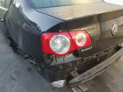 Veículo de Sucata volkswagen passat b6 (3c2) 2.0 tdi 16v do ano 2010 alimentado cbab