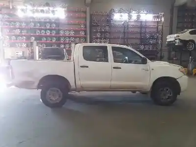 Здавання транспортного засобу toyota hilux (kun) 2.5 turbodiesel року 2008 потужний 2kdftv