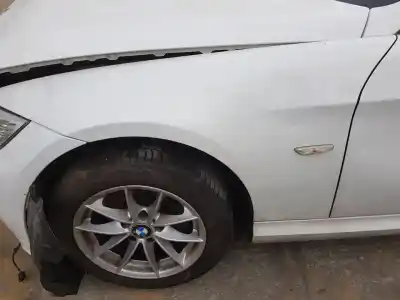 Sloopvoertuig bmw 3 (e90) 318 i van het jaar 2011 aangedreven n43b20a