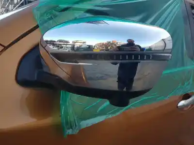 Здавання транспортного засобу nissan navara np300 pickup d23m acenta double cab 4x4 року 2015 потужний ys23