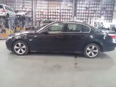 Sloopvoertuig bmw 5 (e60) 535 d van het jaar 2005 aangedreven 306d4