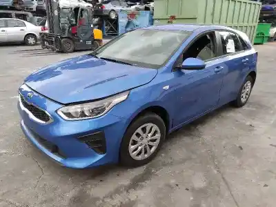 Veículo de Sucata kia ceed drive 110 cv / 81 kw do ano 2018 alimentado d4fe
