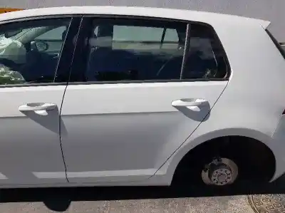 Veicolo di demolizione volkswagen golf vii lim. 1.6 tdi dpf dell'anno 2014 alimentato clha