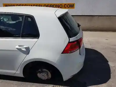 Veicolo di demolizione volkswagen golf vii lim. 1.6 tdi dpf dell'anno 2014 alimentato clha