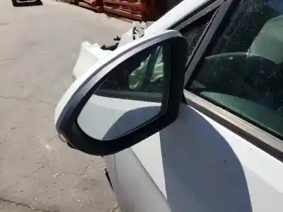 Veicolo di demolizione volkswagen golf vii lim. 1.6 tdi dpf dell'anno 2014 alimentato clha