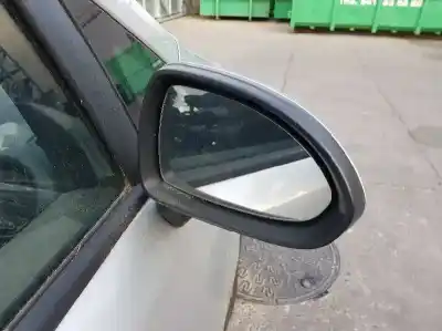 Veículo de Sucata opel corsa d 1.3 16v cdti do ano 2007 alimentado z13dtj