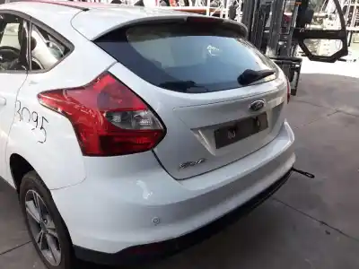 Véhicule à la ferraille FORD                                               FOCUS III                                                                                                                                                                                                                                                  1.6 TDCi                                                                                                                                                                                                                                                   de l'année 2014 alimenté T1DA