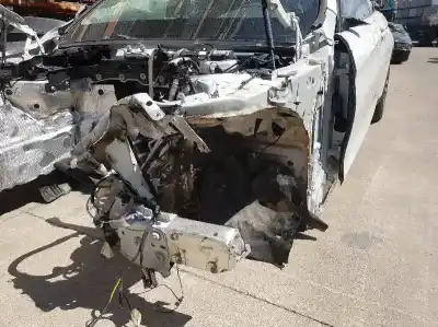 Veículo de Sucata bmw serie 4 cabrio (f33) 2.0 do ano 2017 alimentado b48b20a