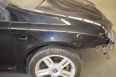 Veículo de Sucata fiat stilo (192) 1.9 jtd / 1.9 jtd 115 active do ano 2002 alimentado 192a1000