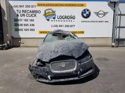 Vehicul casat jaguar xf i (x250) 2.2 d al anului 2012 alimentat 224dt