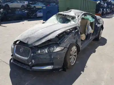 Vehicul casat jaguar xf i (x250) 2.2 d al anului 2012 alimentat 224dt
