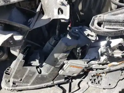 Vehicul casat jaguar xf i (x250) 2.2 d al anului 2012 alimentat 224dt