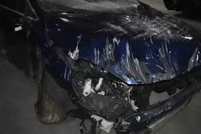 Veículo de Sucata volvo v40 cross country 2.0 d do ano 2014 alimentado d5204t6