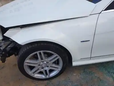 Здавання транспортного засобу clase c clase c familiar 2.1 cdi року 2010 потужний 651913
