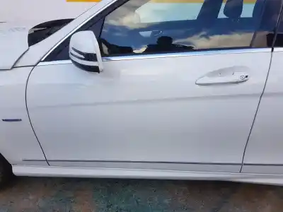 Здавання транспортного засобу clase c clase c familiar 2.1 cdi року 2010 потужний 651913