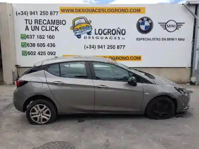 Veículo de Sucata opel astra k berlina 5p selective 125 cv / 92 kw do ano 2016 alimentado b16dte