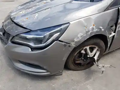 Veículo de Sucata opel astra k berlina 5p selective 125 cv / 92 kw do ano 2016 alimentado b16dte