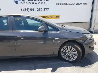 Veículo de Sucata opel astra j lim. 1.6 cdti dpf do ano 2014 alimentado b16dtl