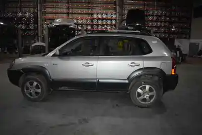 Veículo de Sucata hyundai tucson 2.0 crdi do ano 2007 alimentado d4ea