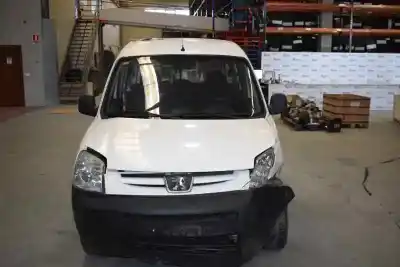 Scrapping Vehicle PEUGEOT PARTNER (S2) 1.9 Combi Pro [1.9 Ltr. - 51 kW Diesel] of the year 2002 powered WJY