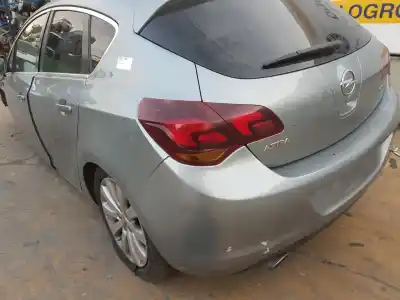 Sloopvoertuig opel astra j lim. 2.0 16v cdti van het jaar 2011 aangedreven a20dth