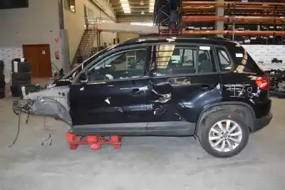 Здавання транспортного засобу volkswagen tiguan (5n_) 2.0 tdi року 2015 потужний cuve