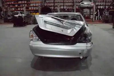 Утилизация автомобиля mercedes-benz clase c bm 203 berlina 180 compressor 203.046 года 2002 питание 271946