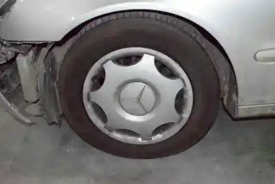 Утилизация автомобиля mercedes-benz clase c bm 203 berlina 180 compressor 203.046 года 2002 питание 271946