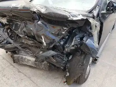 Veículo de Sucata volvo v40 1.6 diesel cat do ano 2013 alimentado d4162t