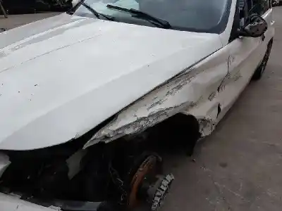 Veicolo di demolizione bmw 3 (e90) 318 d dell'anno 2010 alimentato n47d20c