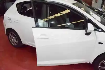 Sloopvoertuig seat ibiza (6j5) 1.9 tdi van het jaar 2009 aangedreven bxj