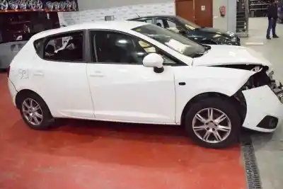 Sloopvoertuig SEAT IBIZA (6J5) 1.9 TDI van het jaar 2009 aangedreven BXJ