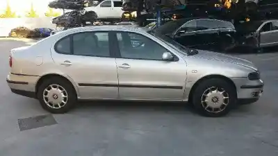 Scrapping Vehicle seat toledo ii (1m2) 1.6 16v of the year 2001 powered aus