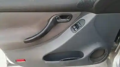 Scrapping Vehicle seat toledo ii (1m2) 1.6 16v of the year 2001 powered aus