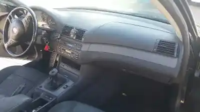 Sloopvoertuig bmw 3 compact (e46) 320 td van het jaar 2003 aangedreven 204d4