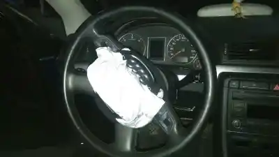 Здавання транспортного засобу audi a4 b7 (8ec) 2.0 tdi 16v року 2007 потужний bre
