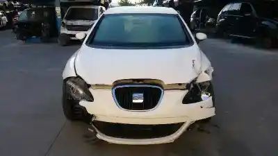 Veicolo di demolizione SEAT LEON (1P1) 1.9 TDI dell'anno 2005 alimentato BXE