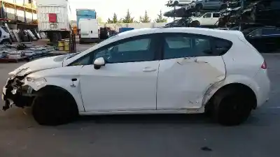 Veicolo di demolizione seat leon (1p1) 1.9 tdi dell'anno 2005 alimentato bxe